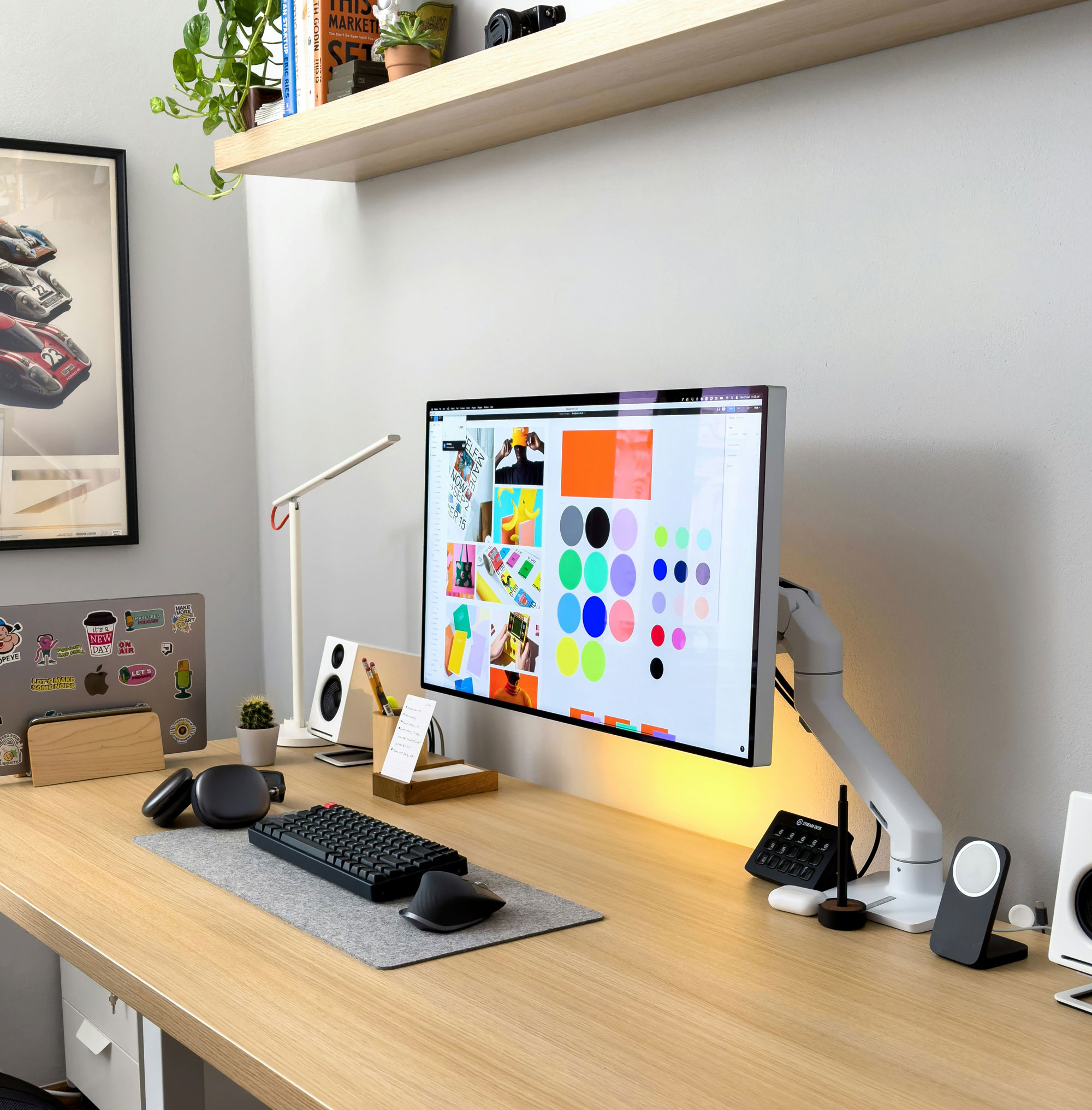 Marketing studio